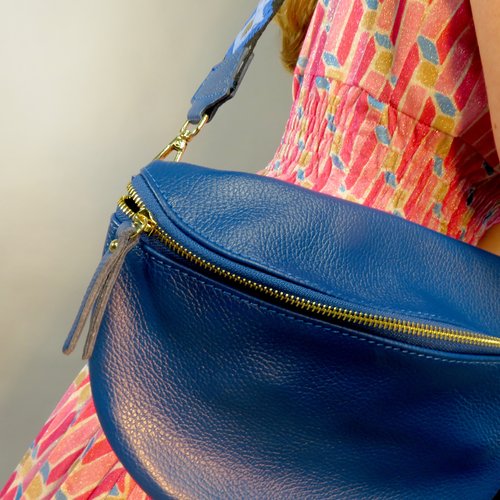 DECK By Decollage Cross Body Bag Blue Close Up
